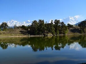 Deoriatal Lake - Vibrant Lake of Reflection