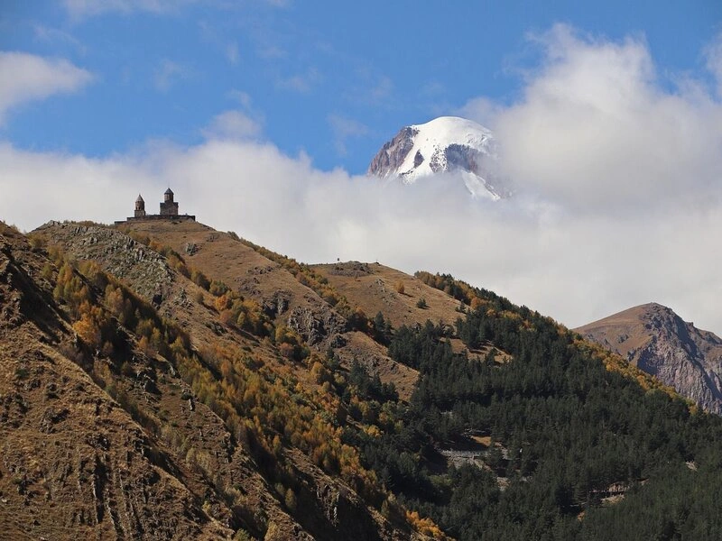 Badrinath tour package from Dehradun