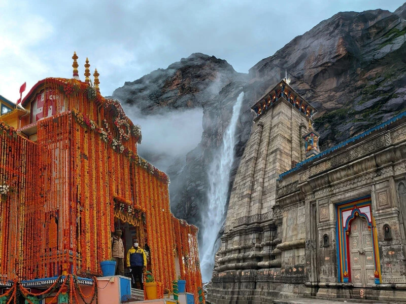 Badrinath Kedarnath tour package from Ahmedabad