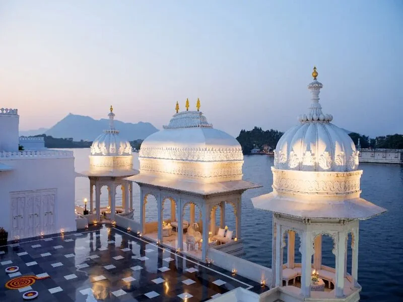 Udaipur Tour with Taj Fateh Palace