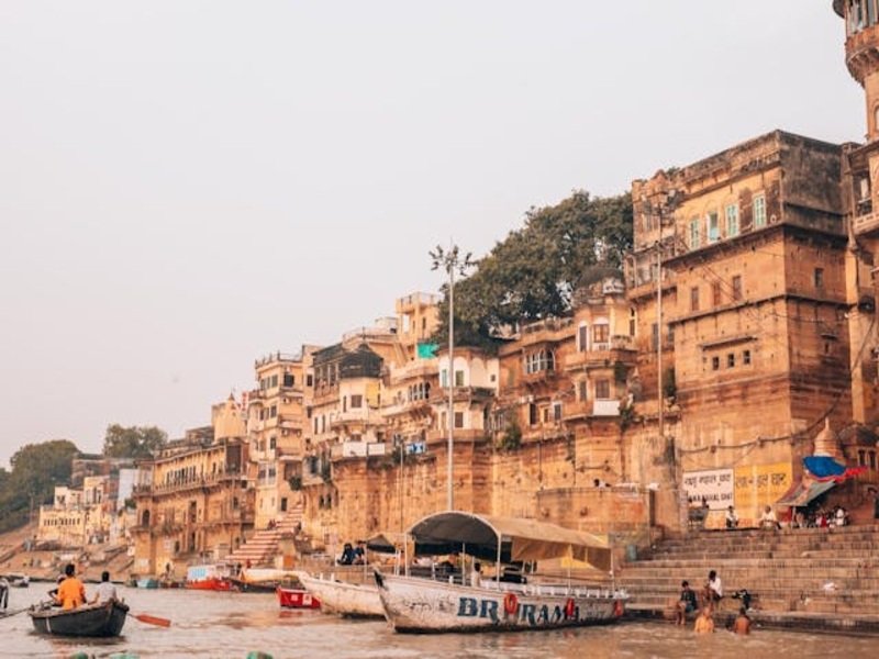 Varanasi Ayodhya tour package